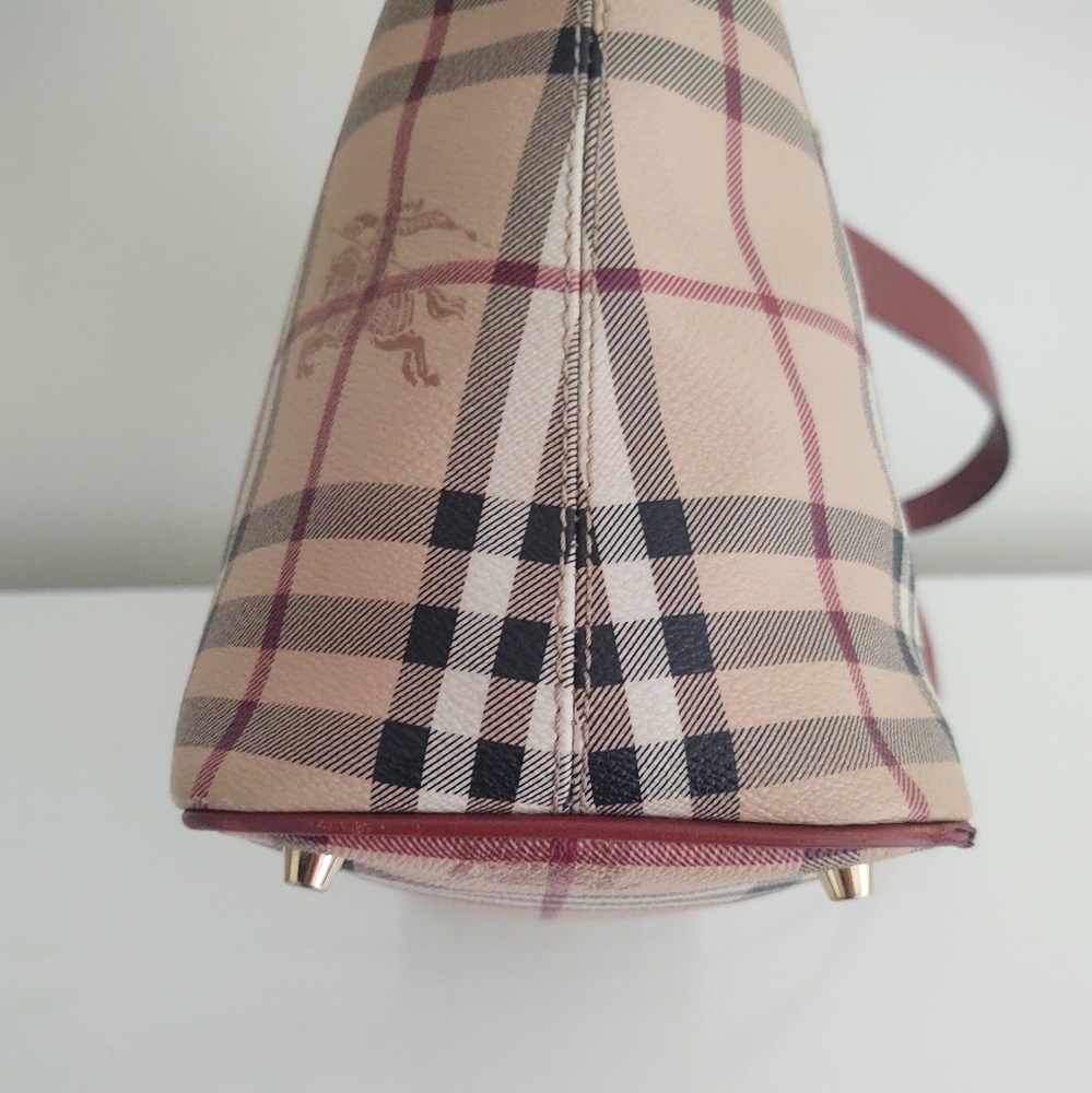 Burberry Haymarket Medium Tote - Picture 7 of 14
